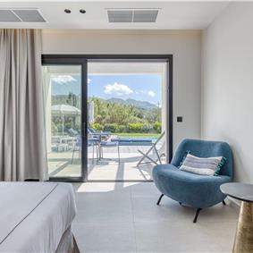 5 bedroom luxury seaside villa with indoor & outdoor pool, near Acharavi, sleeps 10